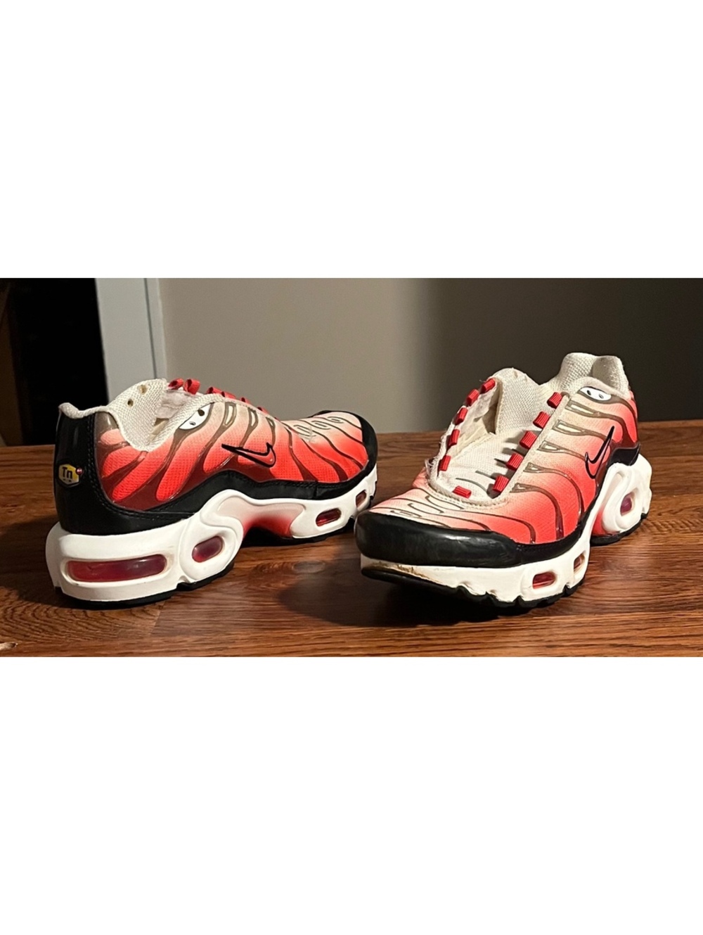 Nike Air Max Plus Fire Size 4Y